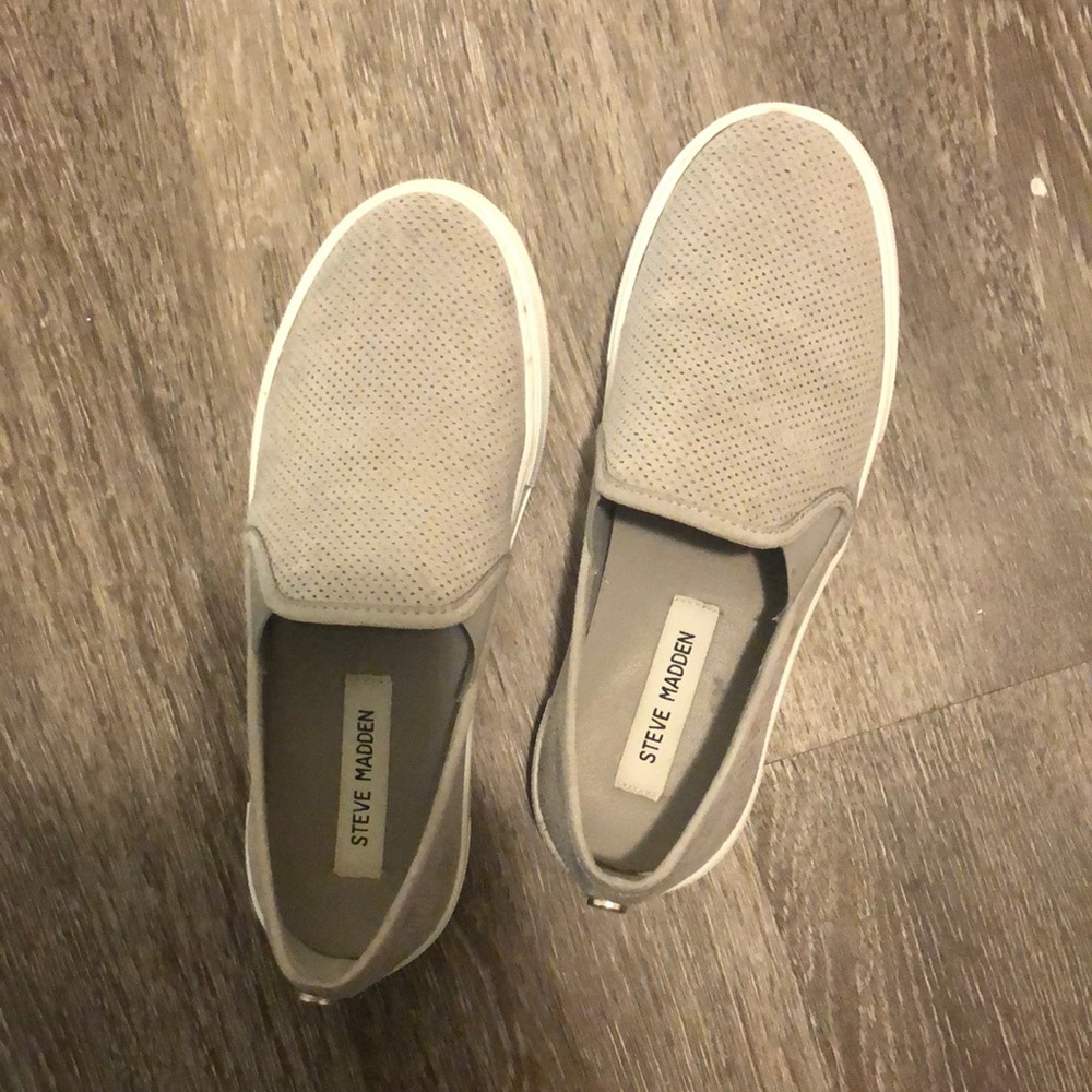Women’s Gray Steve Madden’s Slip On’s (Zarayy Skate Shoe)